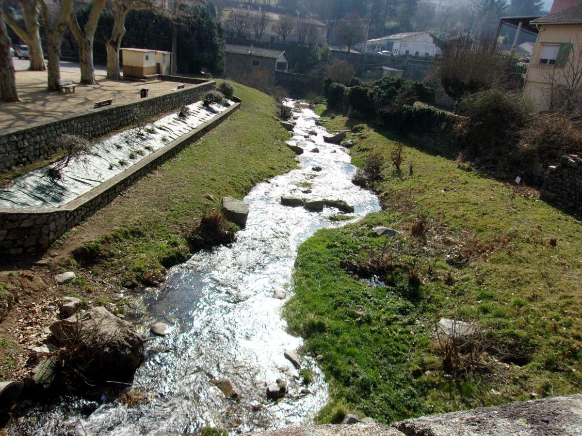 La Mezzanine Daire Satillieu Dış mekan fotoğraf