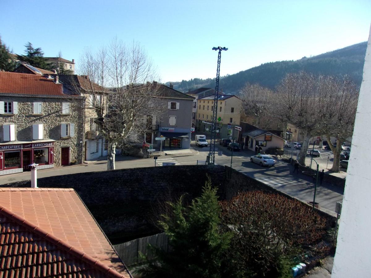 La Mezzanine Daire Satillieu Dış mekan fotoğraf